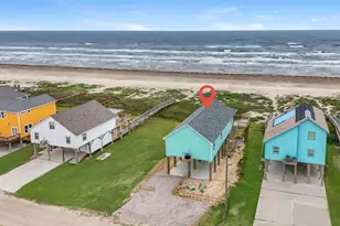 4723 Bluewater Dr, Freeport, TX 77541 - Photo 4