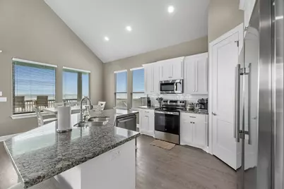 4723 Bluewater Drive, Freeport, TX 77541 - Photo 16