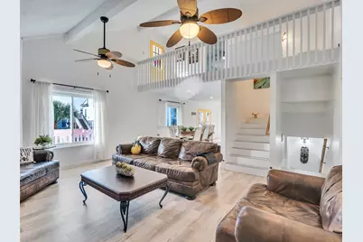 13707 Pirates Beach Boulevard, Galveston, TX 77554 - Photo 10
