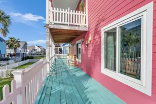 13707 Pirates Beach Blvd, Galveston, TX 77554 - Photo 28