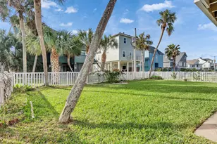 13707 Pirates Beach Blvd, Galveston, TX 77554 - Photo 34