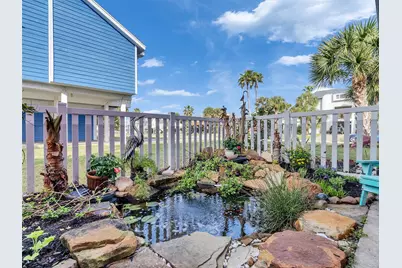 13707 Pirates Beach Boulevard, Galveston, TX 77554 - Photo 36