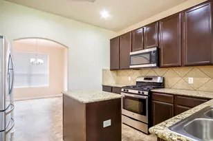 5215 Espuela Ln, Baytown, TX 77521 - Photo 8