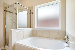 5215 Espuela Ln, Baytown, TX 77521 - Photo 14