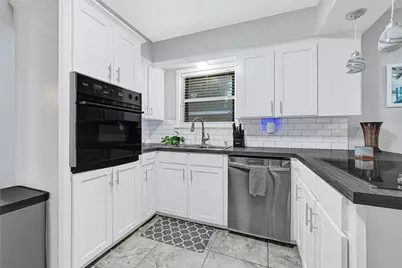 215 Coronation Drive, Houston, TX 77034 - Photo 12