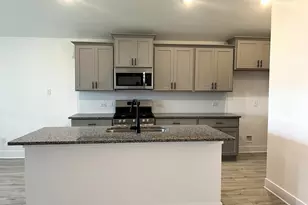 2055 Emerald Lk Trl, Dayton, TX 77535 - Photo 8