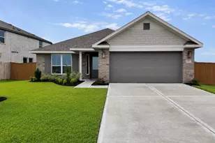 2055 Emerald Lk Trl, Dayton, TX 77535 - Photo 1