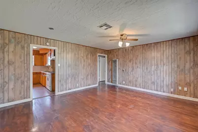 4905 Brinkley Street, Houston, TX 77033 - Photo 2