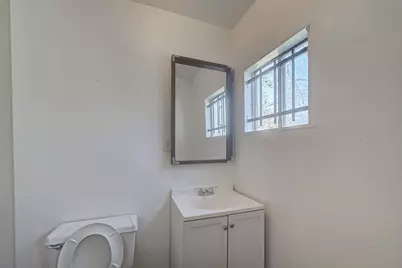 4905 Brinkley Street, Houston, TX 77033 - Photo 12