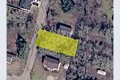 209 Moutray Avenue, Wharton, TX 77488 - Photo 4