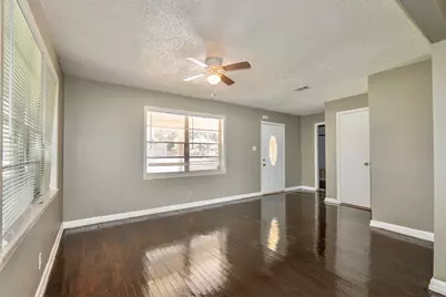 2109 Jeridona Street, La Marque, TX 77568 - Photo 6