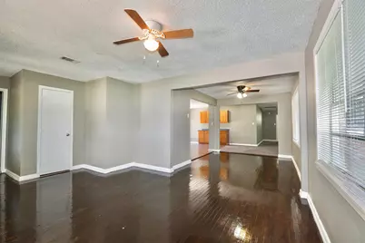 2109 Jeridona Street, La Marque, TX 77568 - Photo 4
