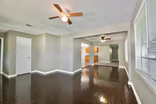 2109 Jeridona St, La Marque, TX 77568 - Photo 4