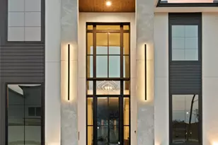 1410 Aldrich St, Houston, TX 77055 - Photo 2