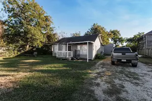 1017 Lakin Ave, Pasadena, TX 77506 - Photo 2