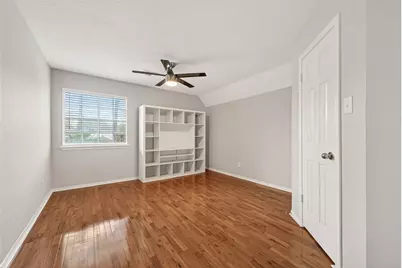 3223 S Lake Village Drive, Katy, TX 77450 - Photo 36