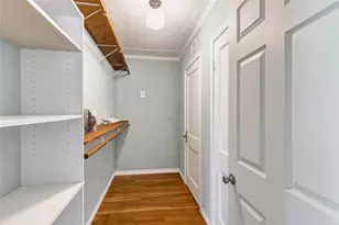 202 E Kay St, Dayton, TX 77535 - Photo 16