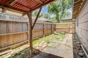 8565 Ridgepoint Dr, Houston, TX 77055 - Photo 36