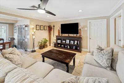 1526 Foxwood Road, Houston, TX 77008 - Photo 12