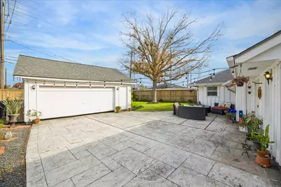 1526 Foxwood Road, Houston, TX 77008 - Photo 24