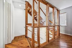 910 Malone St, Houston, TX 77007 - Photo 8