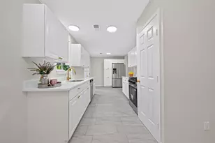 6418 Standing Oaks St, Houston, TX 77050 - Photo 8