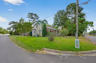 1020 Houston St, Conroe, TX 77301 - Photo 8
