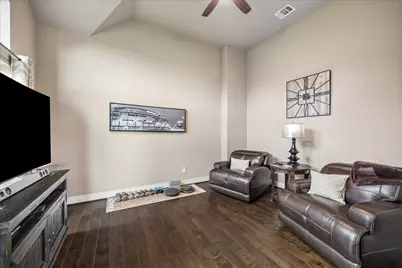 9242 Holloway Cliff Lane, Cypress, TX 77433 - Photo 18