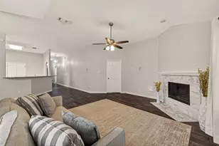 1303 S Teal Estates Cir, Fresno, TX 77545 - Photo 8