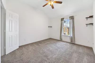 7704 Labrador Drive, Arlington, TX 76002 - Photo 8