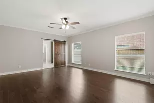 3007 Eagle Lake Dr, Pearland, TX 77581 - Photo 10