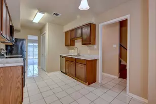 6330 Creekbend Dr, Houston, TX 77096 - Photo 4