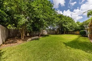 8323 Lorrie Dr, Houston, TX 77025 - Photo 36