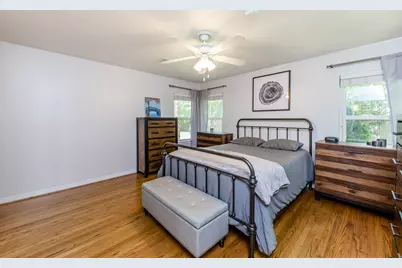 8323 Lorrie Drive, Houston, TX 77025 - Photo 24