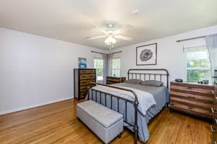 8323 Lorrie Dr, Houston, TX 77025 - Photo 24