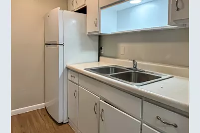 2101 6th Avenue N #3, Texas City, TX 77590 - Photo 6