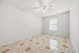 9619 E Withers Way Cir, Houston, TX 77065 - Photo 38