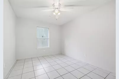 9619 E Withers Way Circle, Houston, TX 77065 - Photo 18