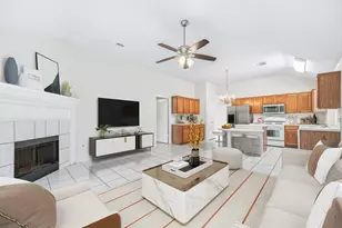 9619 E Withers Way Cir, Houston, TX 77065 - Photo 8