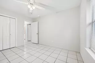 9619 E Withers Way Cir, Houston, TX 77065 - Photo 26