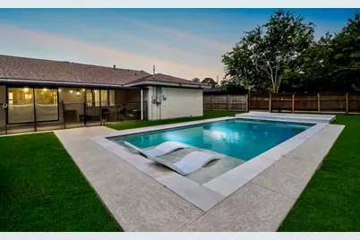 6039 McKnight Street, Houston, TX 77035 - Photo 1