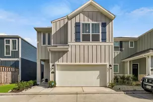 574 Morning Tide Ln, Kemah, TX 77565 - Photo 1