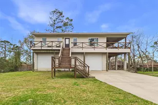 4506 Linninger Ln, Dickinson, TX 77539 - Photo 1