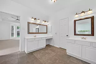 4742 Robins Way, Sugar Land, TX 77479 - Photo 30