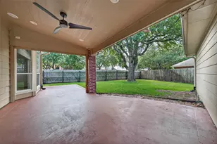 4742 Robins Way, Sugar Land, TX 77479 - Photo 48