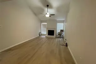 7950 N Stadium Dr, Houston, TX 77030 - Photo 6