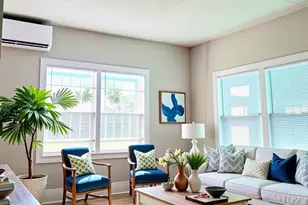 318 7th St N, Texas City, TX 77590 - Photo 1