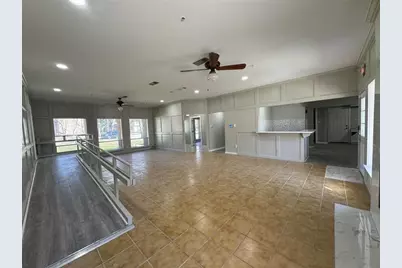 200 Broken Bough Lane, Conroe, TX 77304 - Photo 6