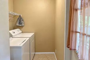 933 Front St, Columbus, TX 78934 - Photo 12