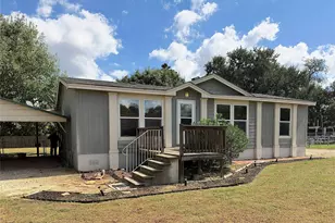 933 Front St, Columbus, TX 78934 - Photo 2